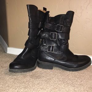 Motorcycle style boots